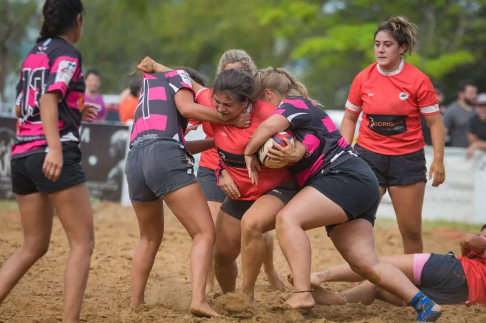 Seven del Lago Femenino