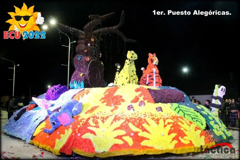 Carroza Ecu estudiantes