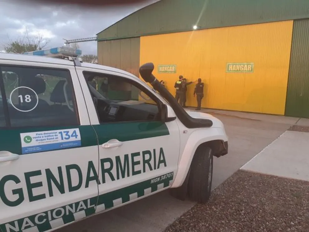 allanamientos_en_entre_rios_dieron_con_la_avioneta_que_transportaba_droga_desde_paraguay_a_uruguay_4