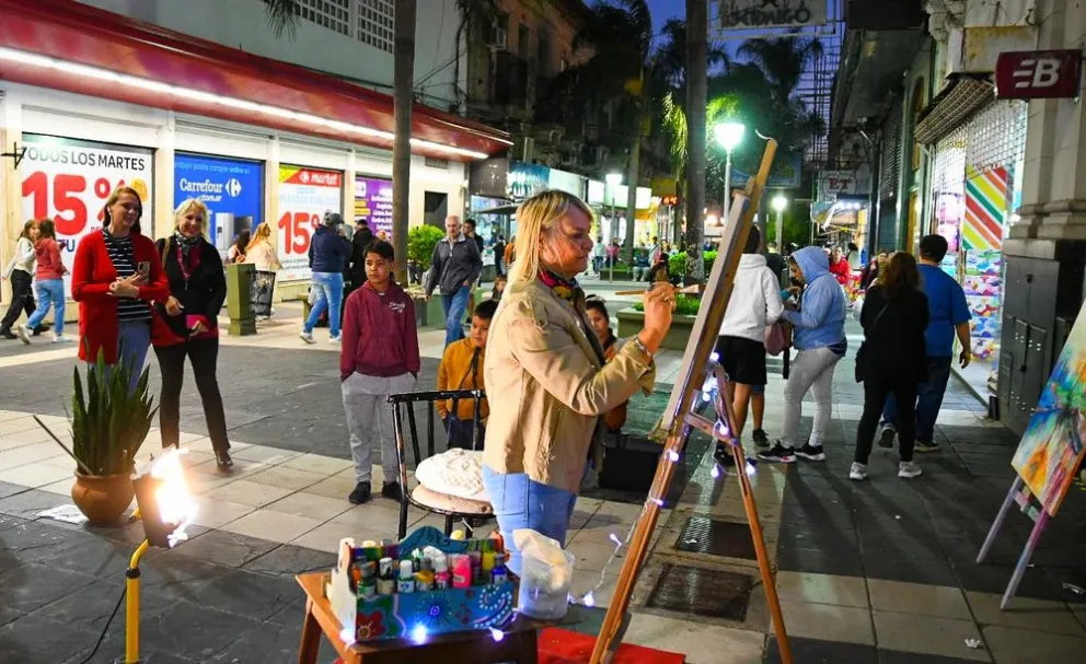 NOCHE DE LOS COMERCIOS (8)
