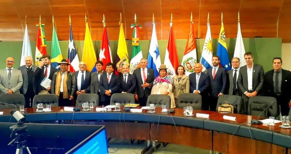 CUMBRE DE MONTEVIDEO (1)