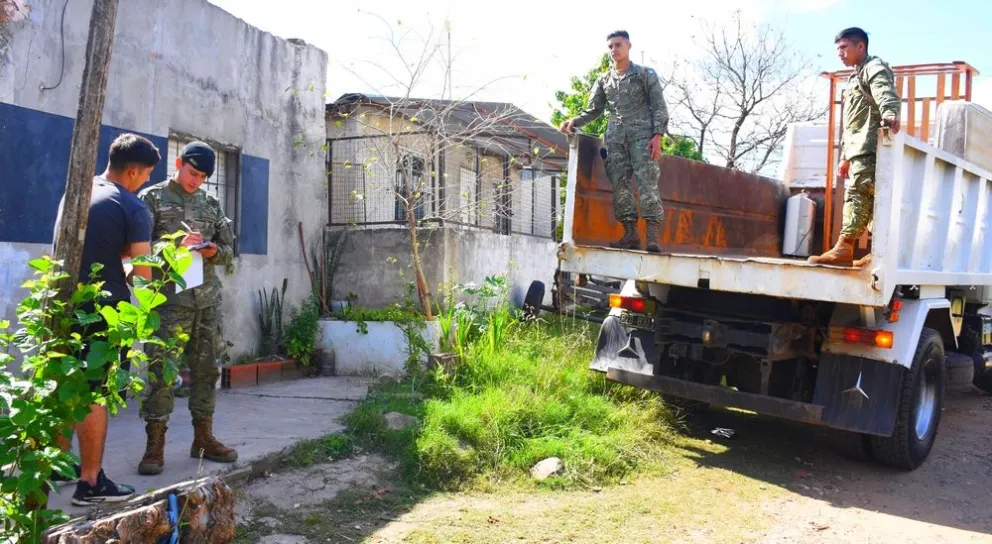ASISTENCIA EVACUADOS (3)