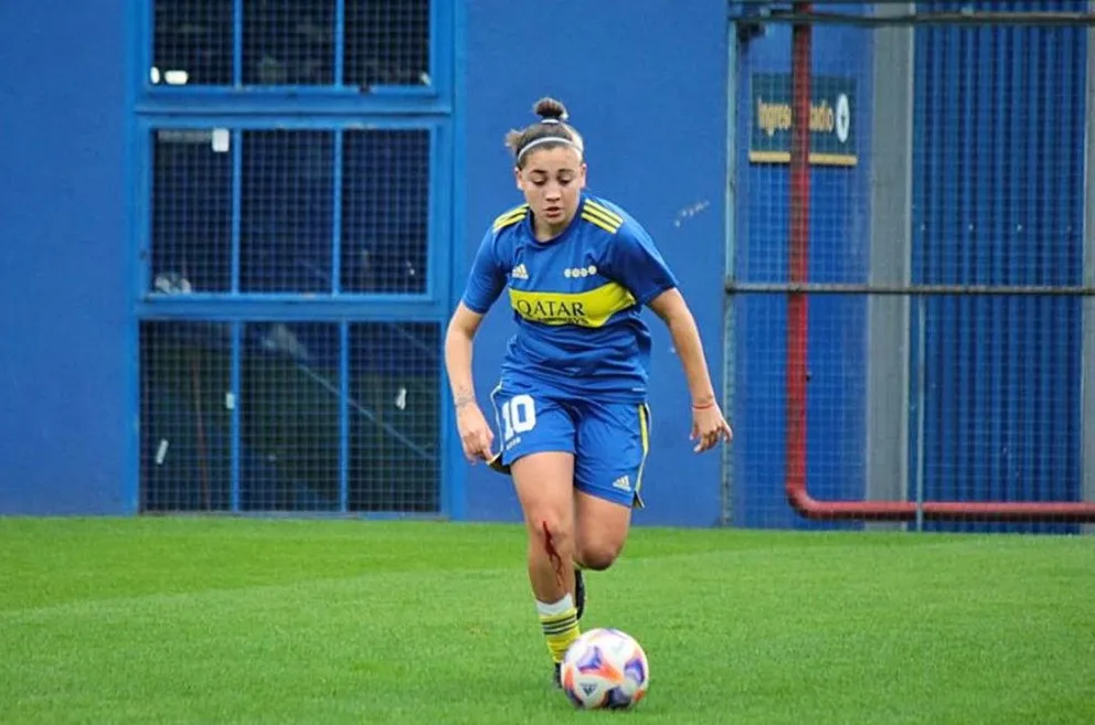 Morena Morales futbol