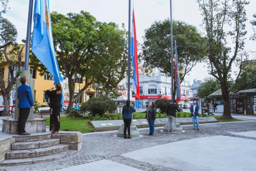 Azcué Acto Bandera Entre Ríos 2