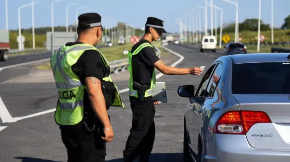 Cambia el sistema de licencias: cómo impactará en las multas de tránsito y cuáles pueden superar los $44 millones