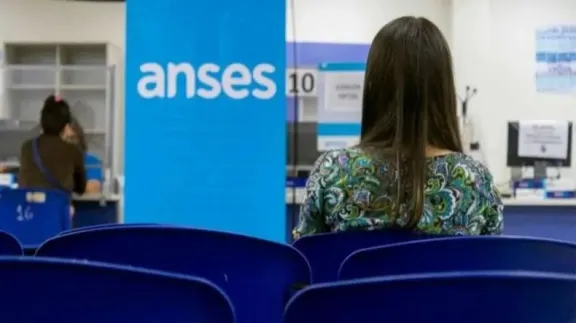 ANSES confirmó aumento para jubilaciones, AUH y pensiones desde junio: cuánto se cobrará