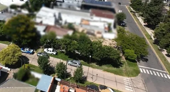 Hallaron sin vida a un hombre de 84 años en el techo de su vivienda