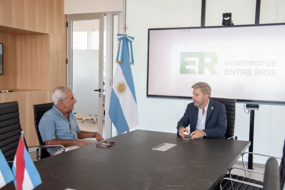 Frigerio se reunió con el exgobernador Mario Moine para analizar el desarrollo y el empleo en la provincia