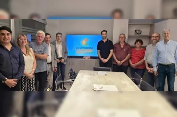 Ex funcionarios de la gestión Cresto impulsan un proyecto para dictar la Carta Orgánica Municipal de Concordia