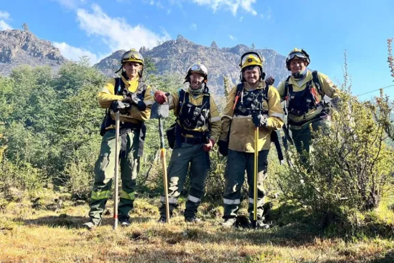 Brigadistas entrerrianos colaboran en el combate de los incendios forestales en Chubut