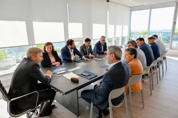 Frigerio activó obras por más de $937 millones con el Fondo Fiduciario para Infraestructura Municipal en Entre Ríos