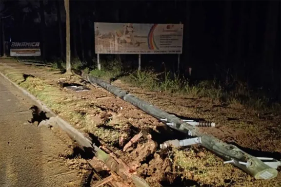 Un choque contra un poste dejó sin energía a gran parte de la zona norte