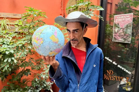 Magia, humor y teatro: Daniel Tur llega a Pueblo Viejo con su espectáculo Tur pour la Magie