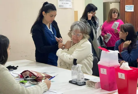 Más de 50 adultos mayores participaron de una jornada de vacunación en Concordia