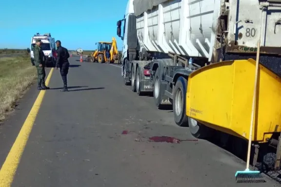 Murió el operario entrerriano que había sido atropellado por un camión mientras trabajaba en la ruta 14