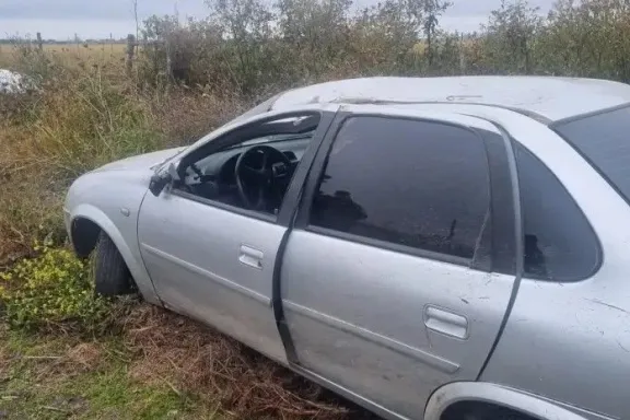 Una mujer de Concordia despistó y volcó sobre la Ruta 18 cuando viajaba hacia Paraná