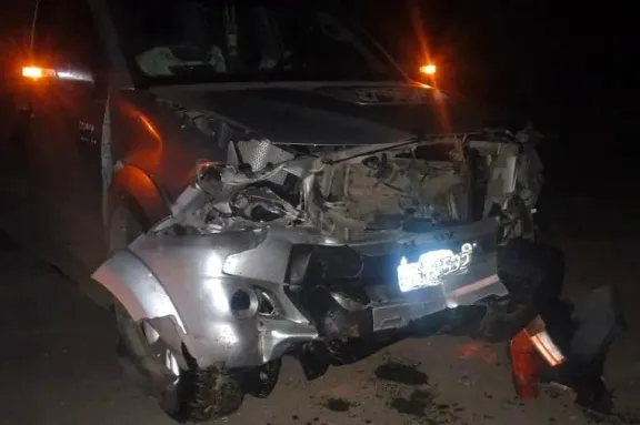 Choque frontal en Ruta 18: un hombre resultó herido tras el impacto entre un auto y una camioneta