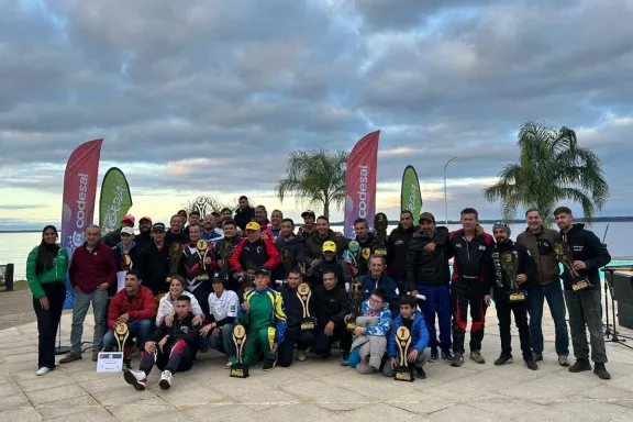 El Lago Salto Grande vivió un fin de semana histórico con eventos internacionales de deporte y turismo