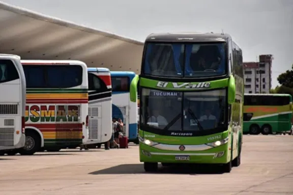 El Gobierno dejó de subsidiar pasajes para discapacidad, trasplantados y adolescentes con cáncer