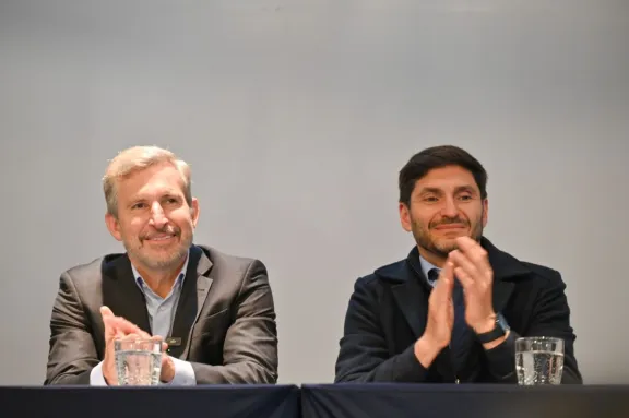 Pullaro respaldó la reforma jubilatoria de Frigerio y aseguró que en Santa Fe lograron reducir el déficit a un tercio