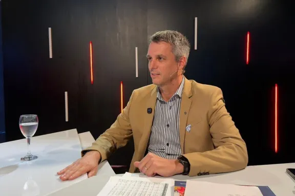 Cresto reapareció con fuertes definiciones: cuestionó a Frigerio y admitió que quiere ser gobernador