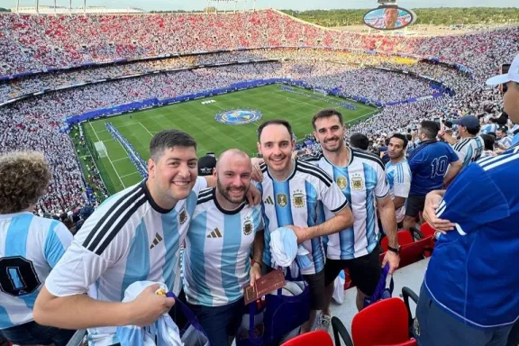 Concordienses vivieron una experiencia inolvidable en el debut de Argentina en el Mundial 2026: Messi nos regaló tres goles