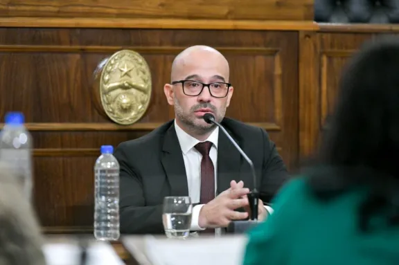La Justicia rechazó el pedido de sobreseimiento de Enrique Cresto y la causa por los seguros sigue adelante