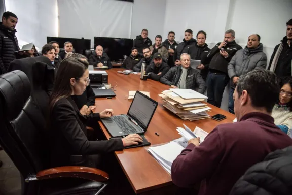 Entre Ríos licita la compra de 56 máquinas viales por más de $12.000 millones