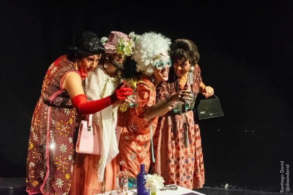 "50% OFF. Noche de Mujeres" llega a Pueblo Viejo con una comedia sobre la amistad, las emociones y el humor