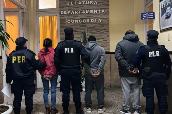 En allanamientos por hurto secuestran cocaína, marihuana, dinero y celulares; siete personas fueron detenidas