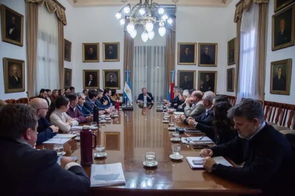 Frigerio repasó la marcha de la gestión y puso el foco en obras, salud, producción y energía