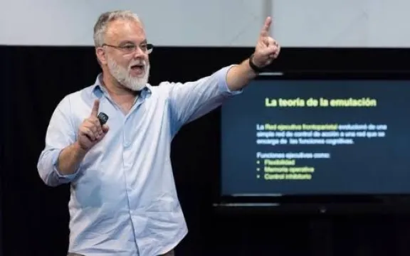 Capacitación gratuita para docentes de todos los niveles sobre neuroeducación
