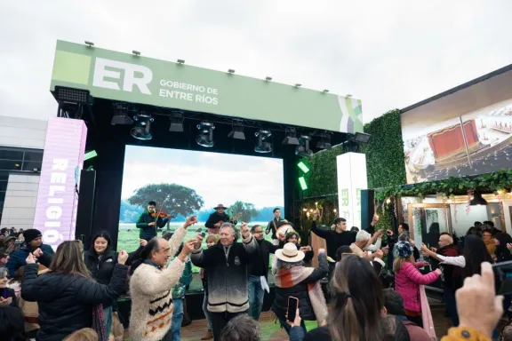 Entre Ríos desembarca en La Rural con turismo, producción, cultura y un reconocimiento histórico a sus ganaderos