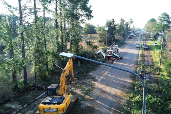 Concordia estuvo más de 12 horas sin luz: una falla en las líneas de Salto Grande dejó a toda la ciudad sin energía