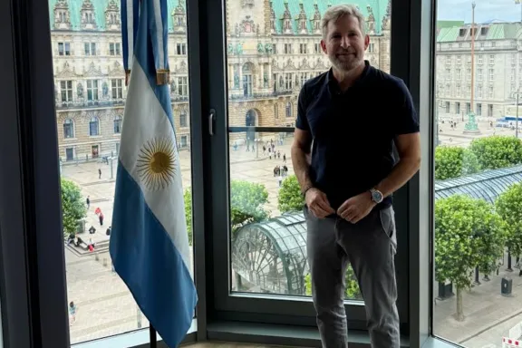 Frigerio visitó el Puerto de Hamburgo y busca potenciar las exportaciones de Entre Ríos hacia Europa