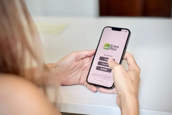 Mi Entre Ríos superó los 100.000 usuarios y ya permite realizar más de 40 trámites digitales desde el celular
