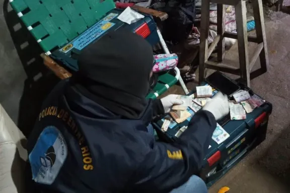 Allanamiento en barrio Nueva Esperanza: secuestraron cocaína y marihuana y detuvieron a dos personas