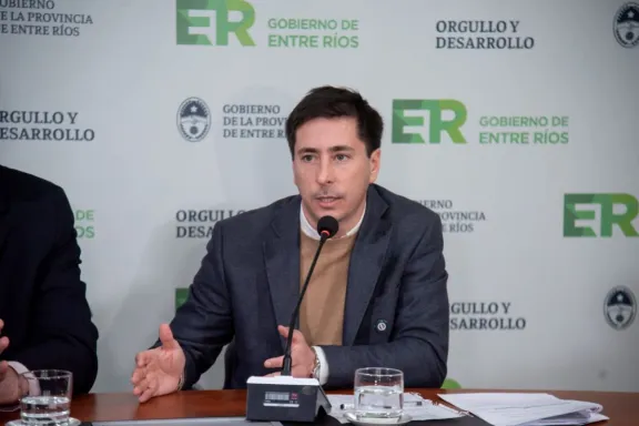 Colello destacó la gestión de Frigerio para evitar la planta de hidrógeno frente a Colón: El camino era el diálogo