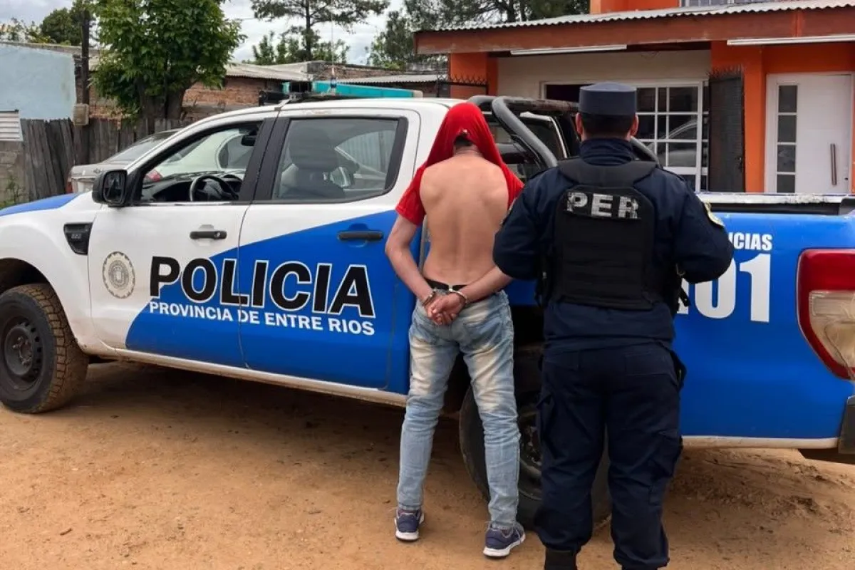 Robó el celular de una menor en un colectivo y terminó detenido en Concordia
