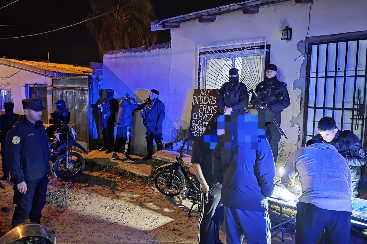 Detuvieron a un joven de 18 años con cocaína y marihuana: investigan si eran para la venta